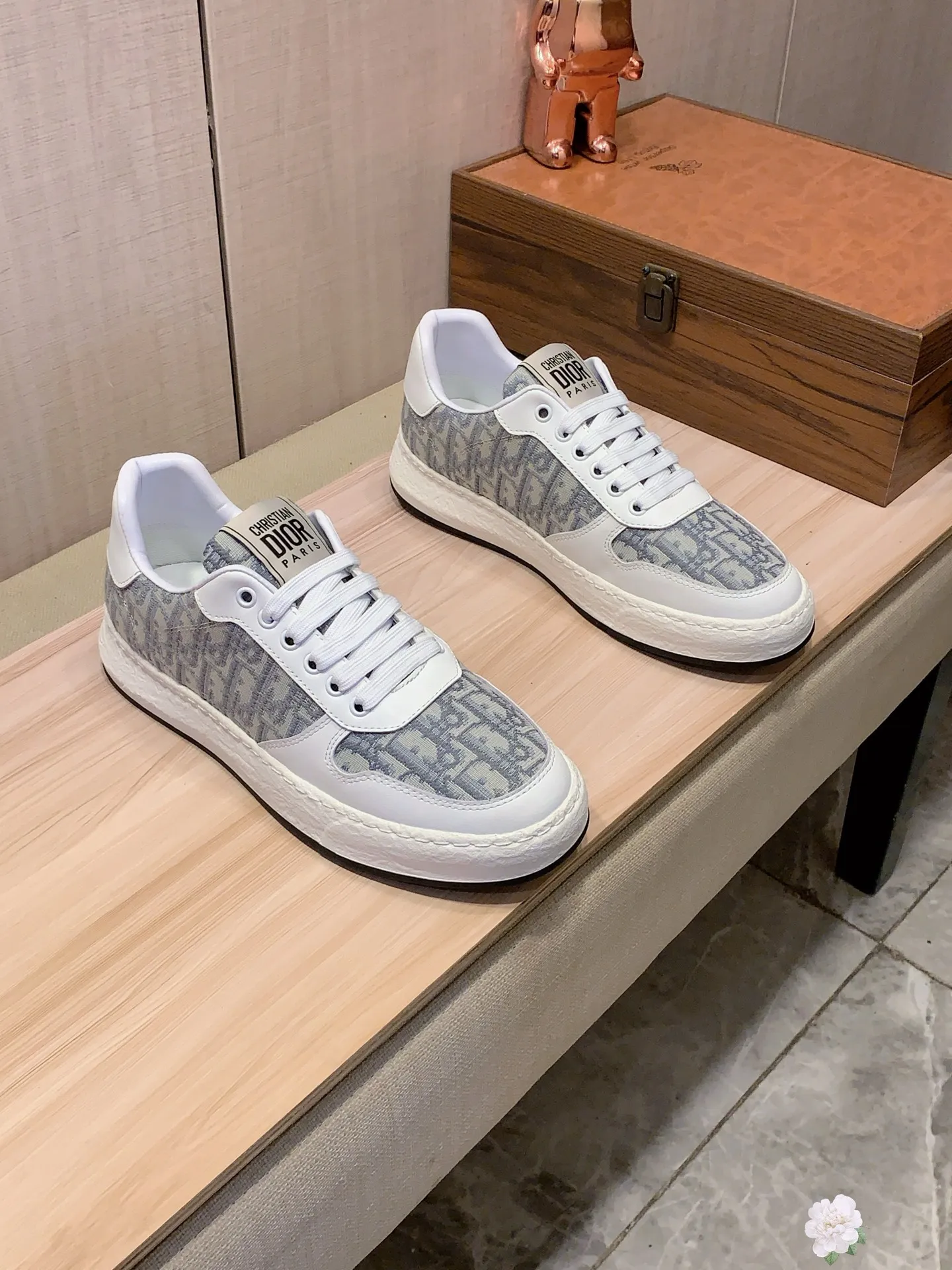Men's men's shoes💰420💰💰🎩🎩[Lightning][Lightning] "Dior DIOR*" The latest • popular casual shoes, top brand [seduce] luxury ~ purchasing agency, top ~ quality. [Strong] The upper is made of imported breathable cowhide with fabric material ➕ Breathable sheepskin feet (•) and fine workmanship. The original stylish and stylish soft rubber wear-resistant and non-slip outsole is light and comfortable on the feet. The real thing looks better in real photos. No. 122: code: 38-44, 2️⃣ colors selected